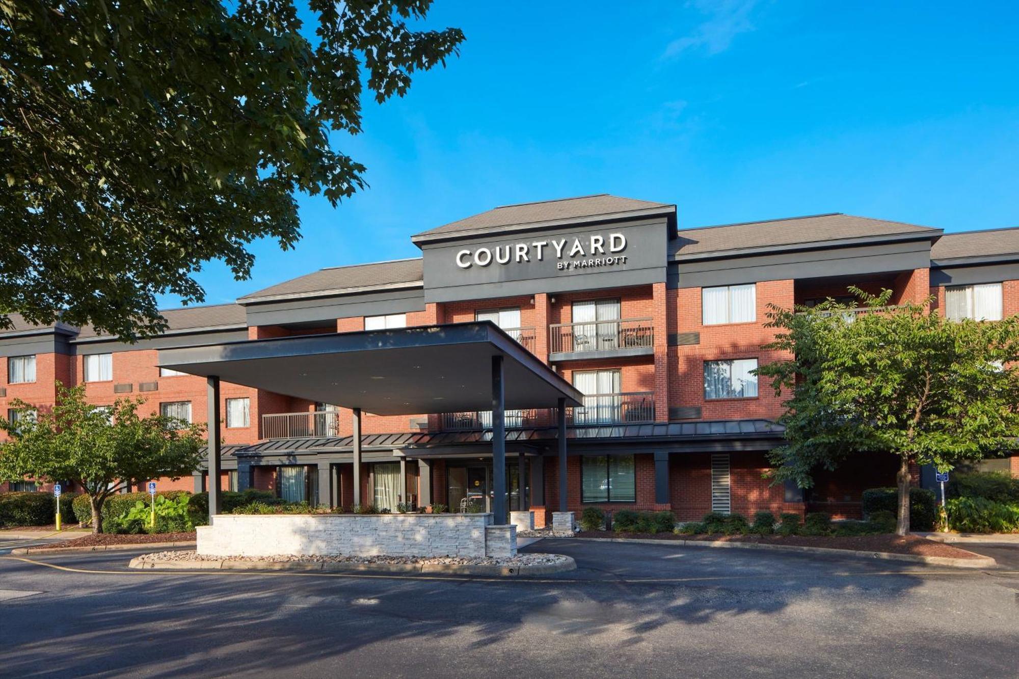 Courtyard Newport News Yorktown Hotel Luaran gambar